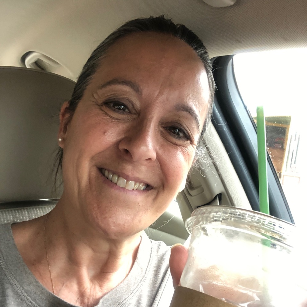 Meet your Posher, Lisa